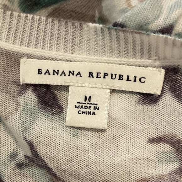 Banana republic floral cardigan, size medium - Picture 7 of 7